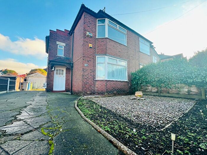 2 Bedroom Semi-Detached House To Rent In Belford Road, Stretford, Manchester, M32
