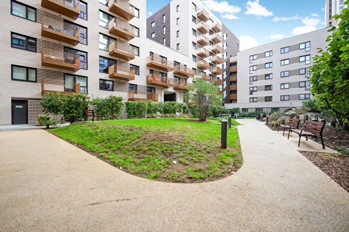 Studio To Rent In Equipment Works, Vanguard Wy, E17