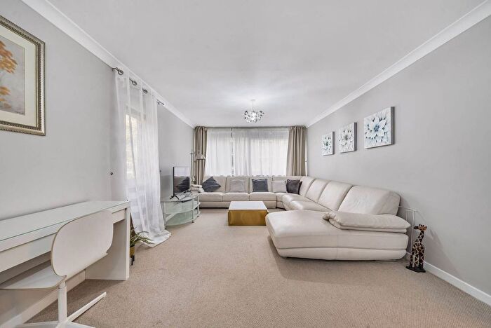 2 Bedroom Flat To Rent In St Edmunds Terrace, Primrose Hill, London, NW8