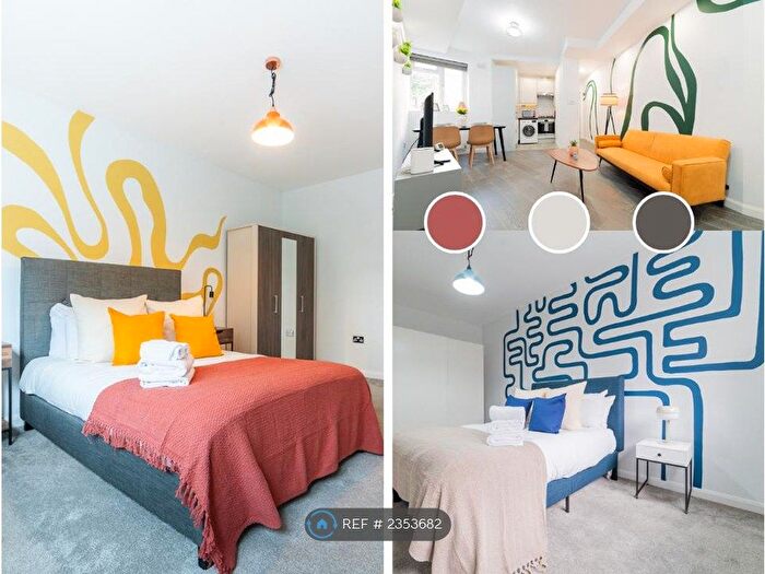 2 Bedroom Flat To Rent In Highbury Grove Court, London, N5