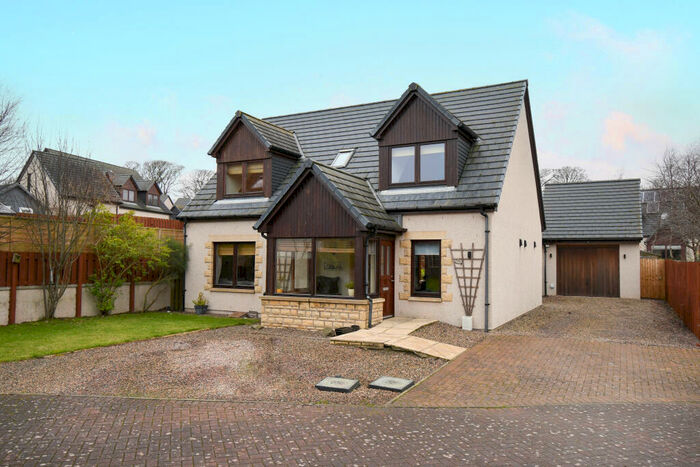 4 Bedroom Detached House For Sale In Brighead Place, Inverbervie, DD10