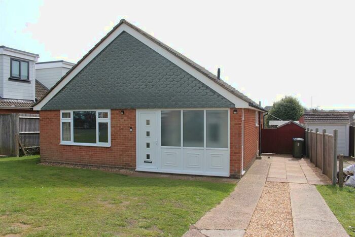 3 Bedroom Detached Bungalow To Rent In Quarry Lane, Seaford, BN25