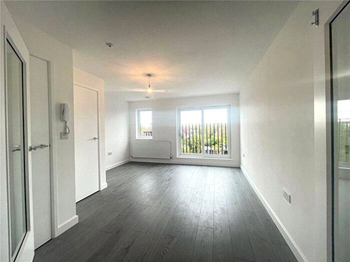 1 Bedroom Flat To Rent In Cranley Gardens, London, N10