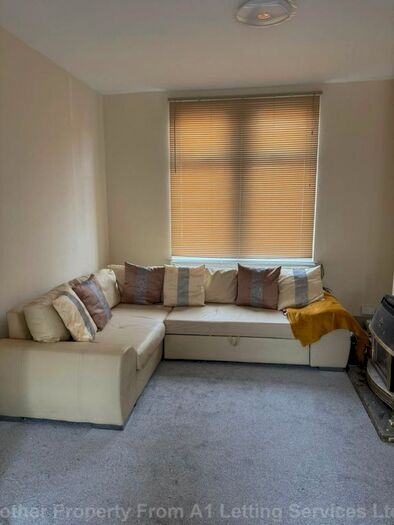 3 Bedroom Terraced House To Rent In Stanhope Road, Northampton, NN2