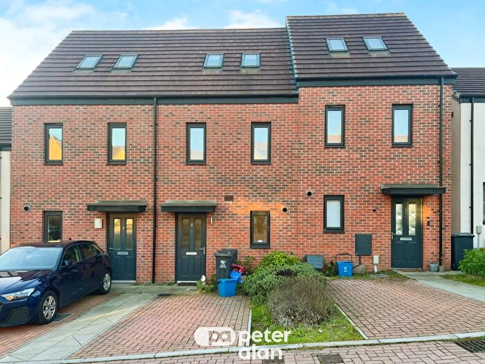 3 Bedroom House To Rent In Rogers Avenue, Old St. Mellons, Cardiff, CF3