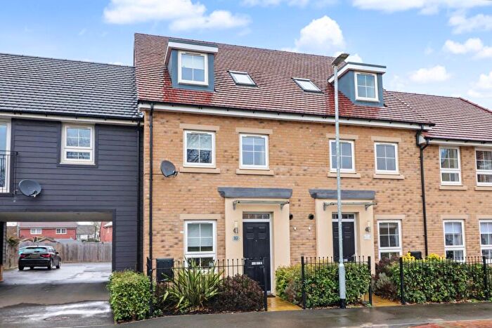 4 Bedroom Town House To Rent In Knights Way, St Ives, Cambs, PE27