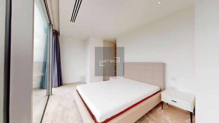 3 Bedroom Flat To Rent In Bollinder Place, St Luke's, London, EC1V