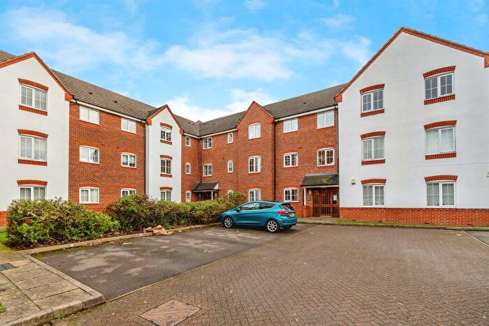 2 Bedroom Flat For Sale In Burrs Drive, Wednesbury, WS10