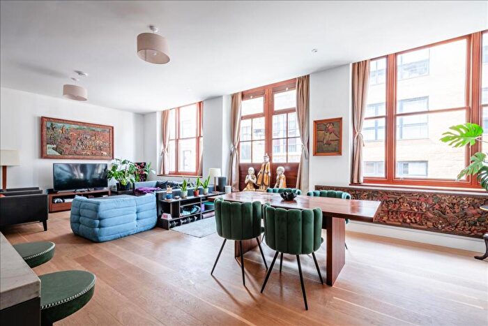 2 Bedroom Apartment For Sale In Hatton Wall, Clerkenwell, EC1N