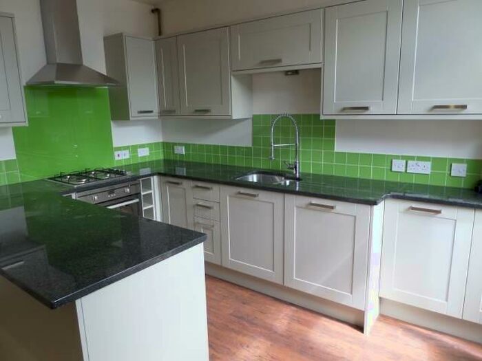 2 Bedroom Flat To Rent In Filton Road, Horfield, Bristol, BS7