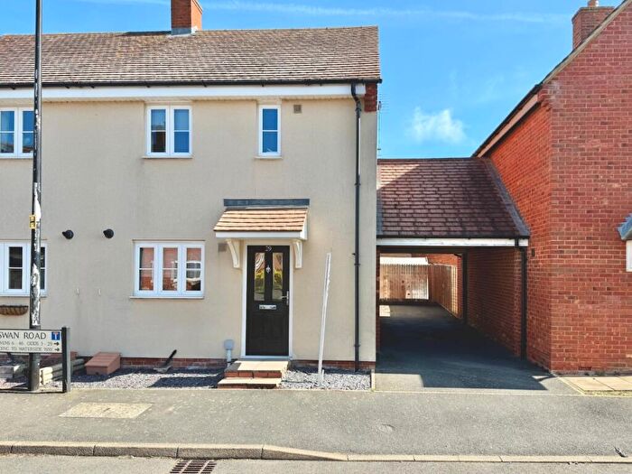 3 Bedroom Semi-Detached House For Sale In Swan Road, Wixams, Bedford, MK42