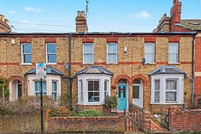 3 Bedroom Terraced House For Sale In St. Marys Road, East Oxford, OX4