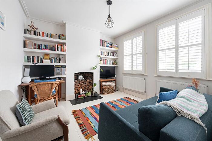 1 Bedroom Flat To Rent In Margaret Road, London, N16