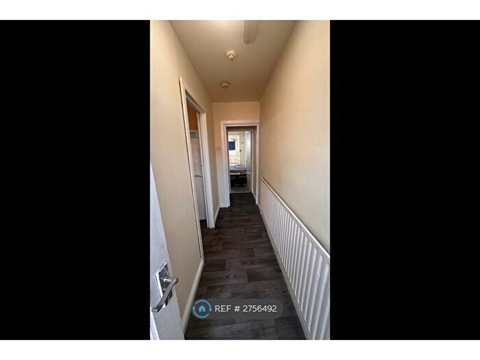 1 Bedroom Terraced House To Rent In Birkin Avenue, Nottingham, NG7