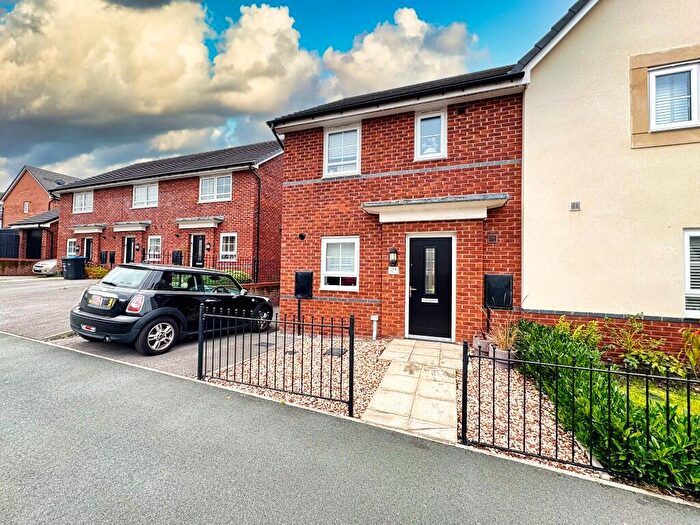 3 Bedroom Semi-Detached House To Rent In Lune Crescent, Northwich, Cheshire, CW9