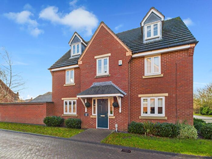 5 Bedroom Detached House For Sale In Millias Close, Brough, HU15