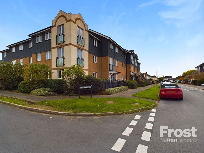 1 Bedroom Flat To Rent In Bowes Road, Staines-Upon-Thames, Surrey, TW18