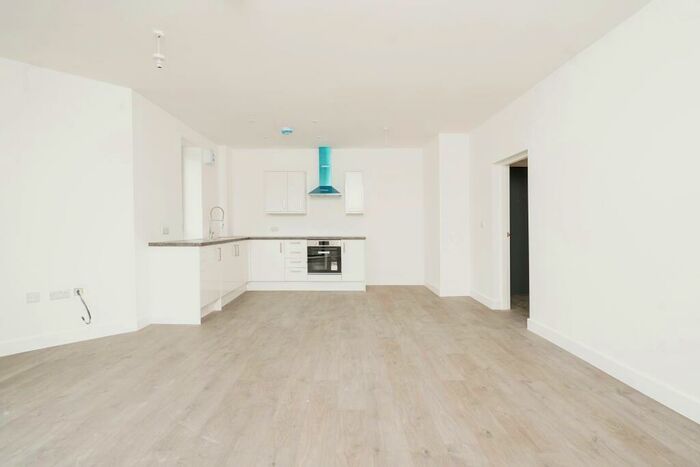 2 Bedroom Flat To Rent In Trulock Road, Tottenham, London, N17