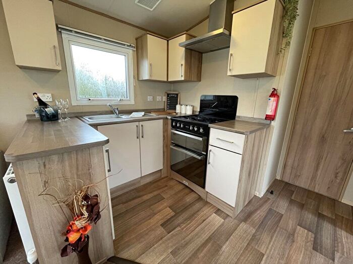 2 Bedroom Caravan For Sale In Trefach Holiday Park, SA66