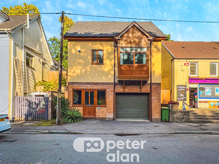 4 Bedroom Detached House To Rent In Cardiff Road, Nantgarw, Cardiff, CF15