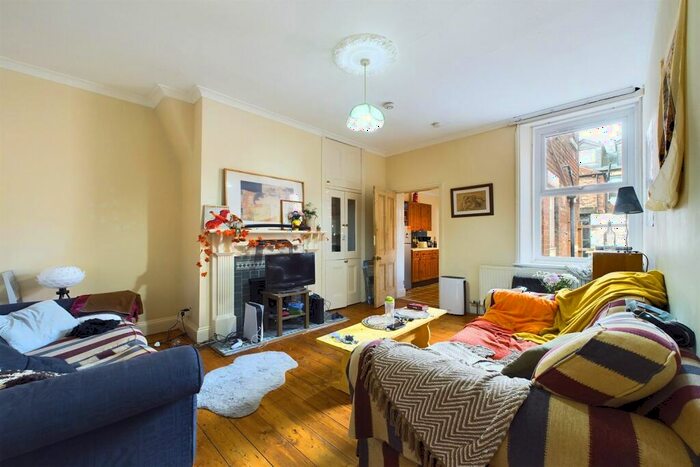 2 Bedroom Flat To Rent In Bayswater Road, Jesmond, Newcastle Upon Tyne, NE2