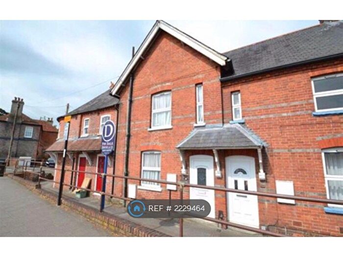 2 Bedroom Terraced House To Rent In Newtown Rd., Newbury, RG14