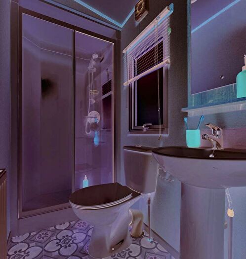 2 Bedroom Caravan For Sale In Stratheck Holiday Park, PA23