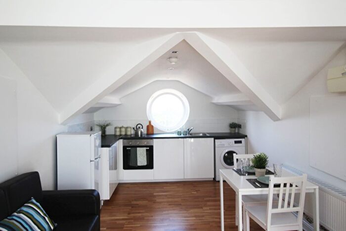 1 Bedroom Studio To Rent In Flat, The Villa, LS3