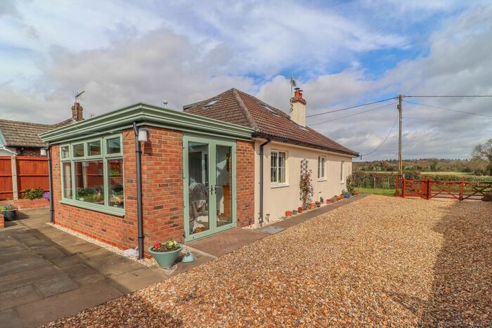 3 Bedroom Property For Sale In Wildhern, Andover, Hampshire, SP11