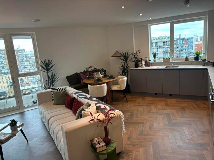 3 Bedroom Flat To Rent In Denmark Road, London, NW6