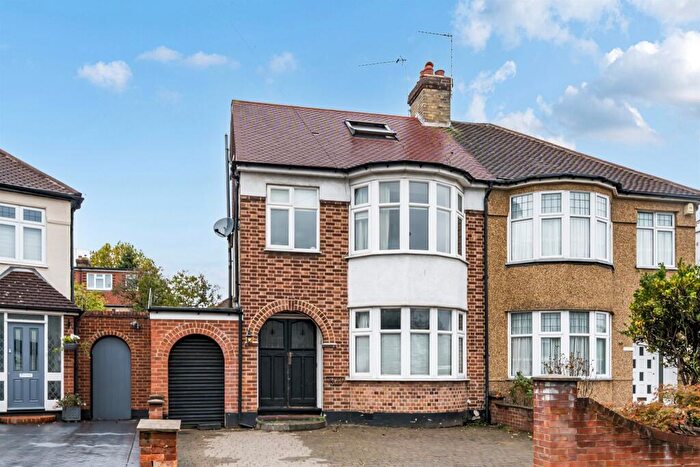 4 Bedroom Semi Detached House For Sale In Southfield Road, Enfield, EN3