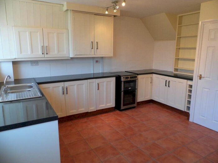 3 Bedroom Terraced House To Rent In Columbus Crescent, Rothwell, Kettering, NN14