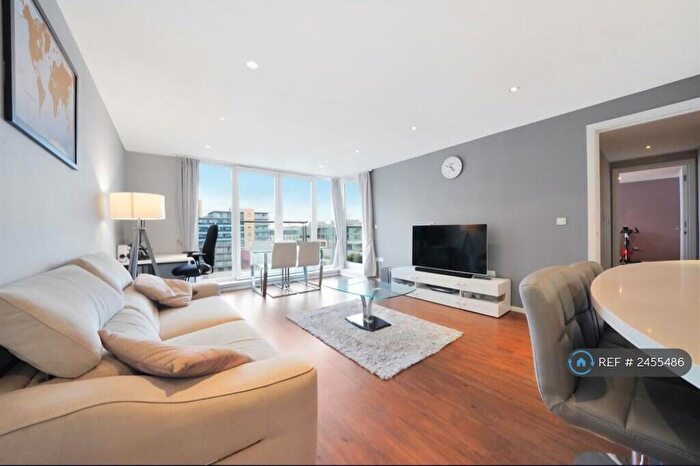 2 Bedroom Flat To Rent In The Oxygen, London, E16