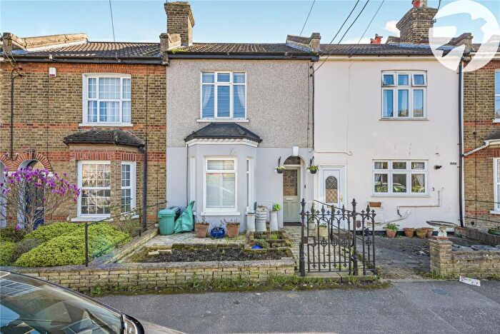 2 Bedroom Terraced House For Sale In Claremont Road, Hextable, Kent, BR8