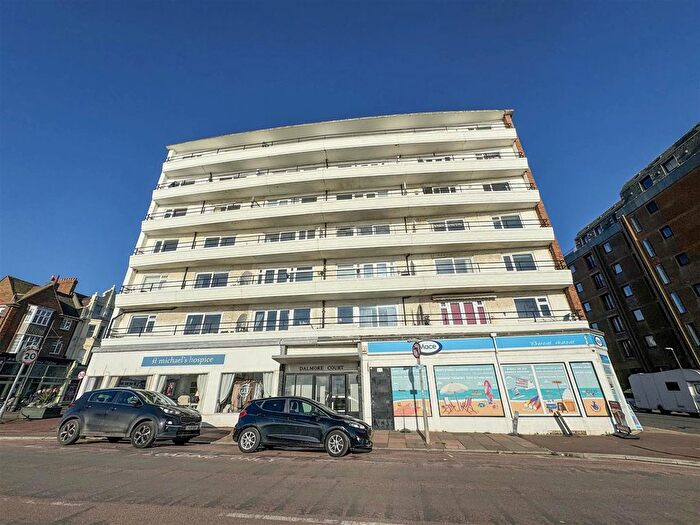 2 Bedroom Flat To Rent In Dalmore Court, Marina, Bexhill-On-Sea, TN40