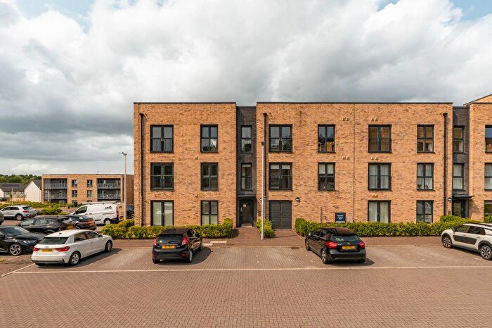 2 Bedroom Flat For Sale In / Goldcrest Place, Edinburgh, EH4