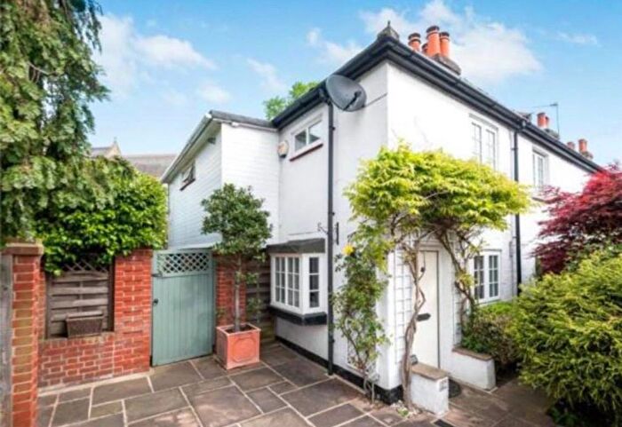 2 Bedroom Terraced House To Rent In Park Road, Chislehurst, Kent, BR7