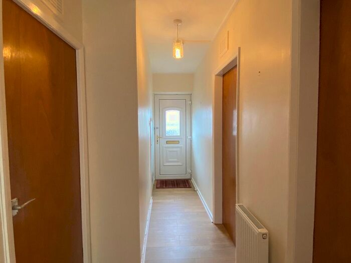 2 Bedroom Flat To Rent In Cockburn Crescent, Balerno, Edinburgh, EH14