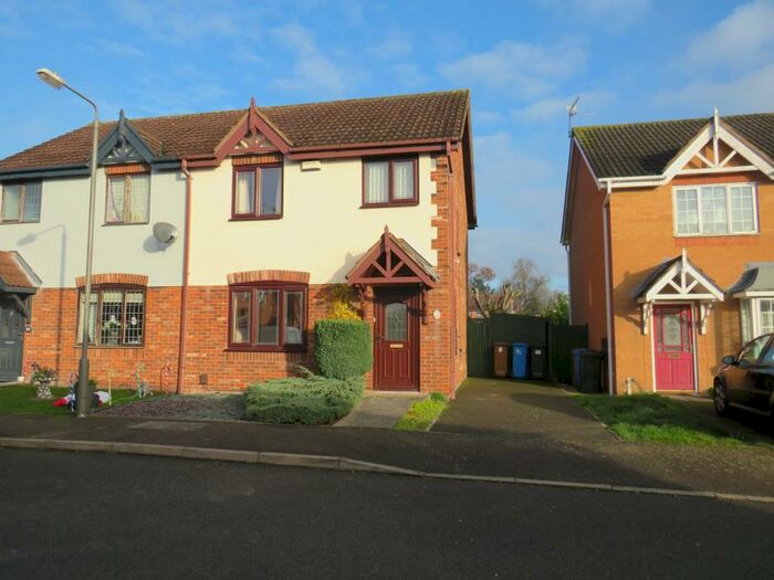 3 Bedroom Detached House To Rent In Rossington Drive, Littleover, Derby, DE23