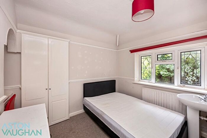 6 Bedroom End Of Terrace House To Rent In Bolney Road, Brighton, BN2