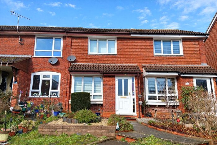 2 Bedroom Terraced House For Sale In Little Thatch, Godalming, Surrey, GU7