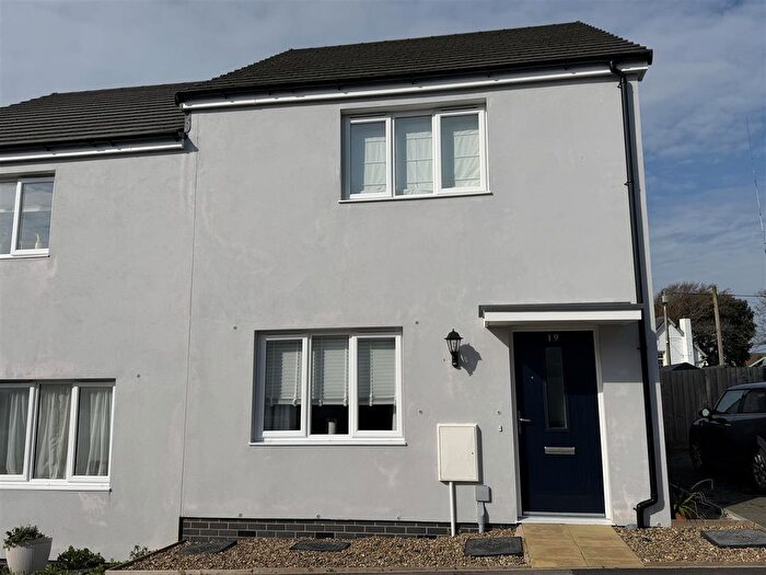 2 Bedroom Semi-Detached House For Sale In Cricket Field Crescent, Hayle, TR27