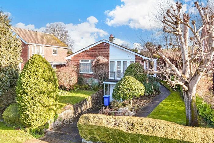 3 Bedroom Detached House For Sale In St. Martin's Drive, Eynsford, Dartford, Kent, DA4