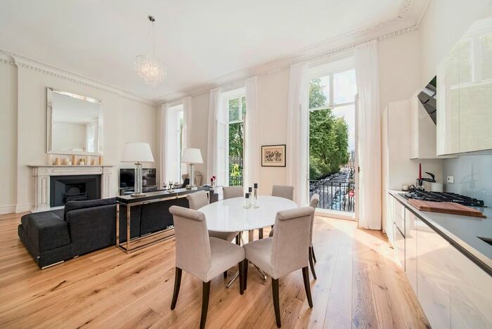 2 Bedroom Flat To Rent In Bryanston Square, London, W1H
