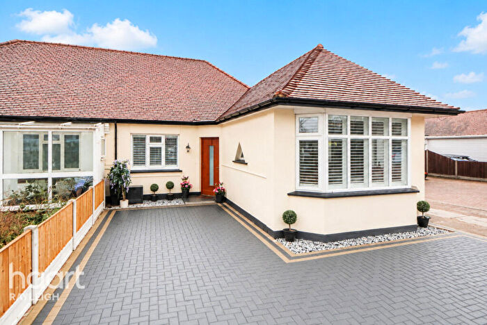 3 Bedroom Bungalow To Rent In Prittlewell Chase, Westcliff-on-Sea, SS0