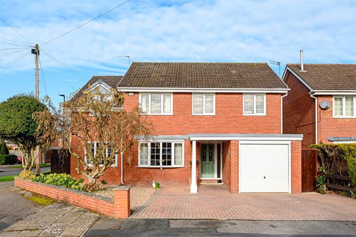 5 Bedroom Detached House For Sale In Dringthorpe Road, Dringhouses, York, YO24