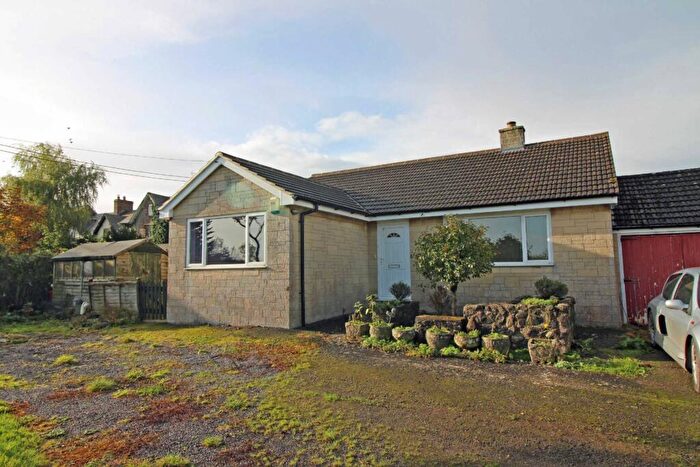 3 Bedroom Bungalow To Rent In Kerrycroft, Witham Friary, BA11