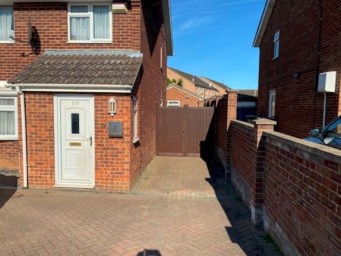 1 Bedroom Property To Rent In Mount Pleasant Road, Clapham, MK41