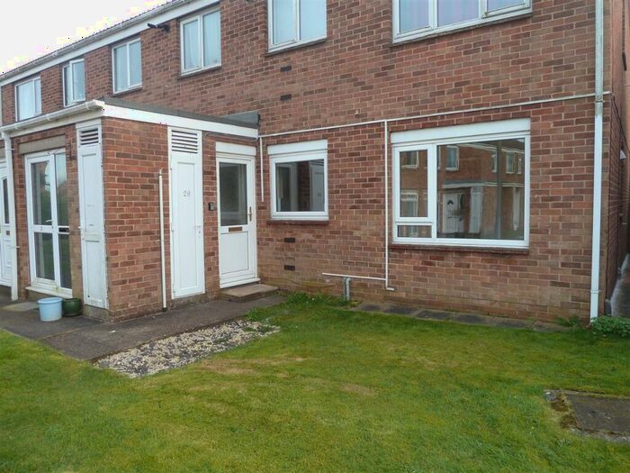 2 Bedroom Apartment To Rent In Hawthorn Chase, Lincoln, LN2