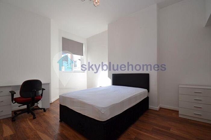 4 Bedroom Terraced House To Rent In Beckingham Road, Leicester, LE2